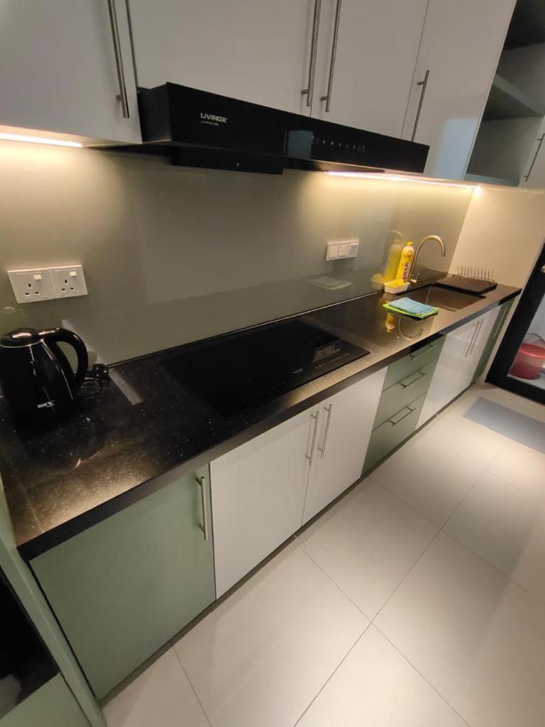 Reizz Residence By Minsu Kuala Lumpur Extérieur photo